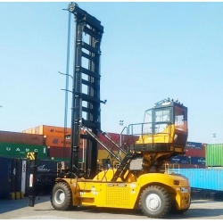 港口專用設(shè)備（正面吊、集卡、堆高機）系列電機